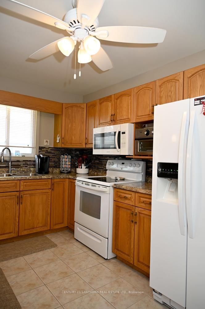 26 Heritage Drive • Prince Edward County, ON photo 17