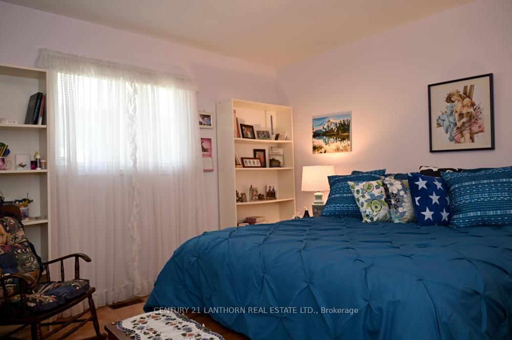 26 Heritage Drive • Prince Edward County, ON photo 30