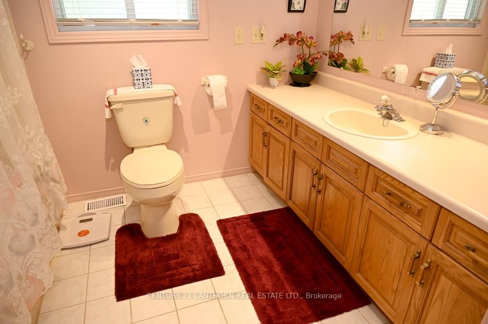 26 Heritage Drive • Prince Edward County, ON photo 34
