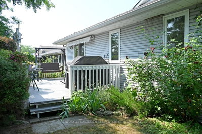 26 Heritage Drive • Prince Edward County, ON photo 5