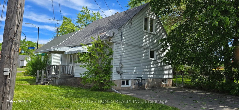 5176 Stanley Ave, Niagara Falls, L2E 5A4 | Image 2