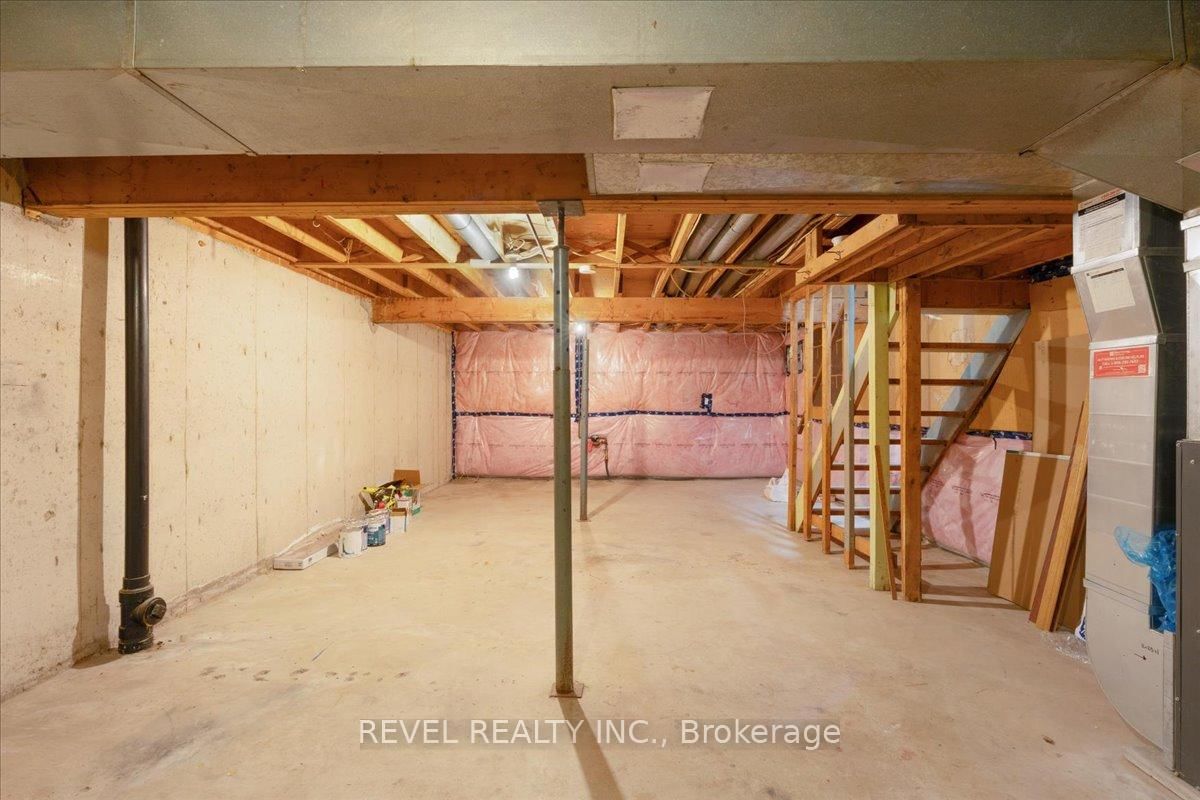 Listing Image 27