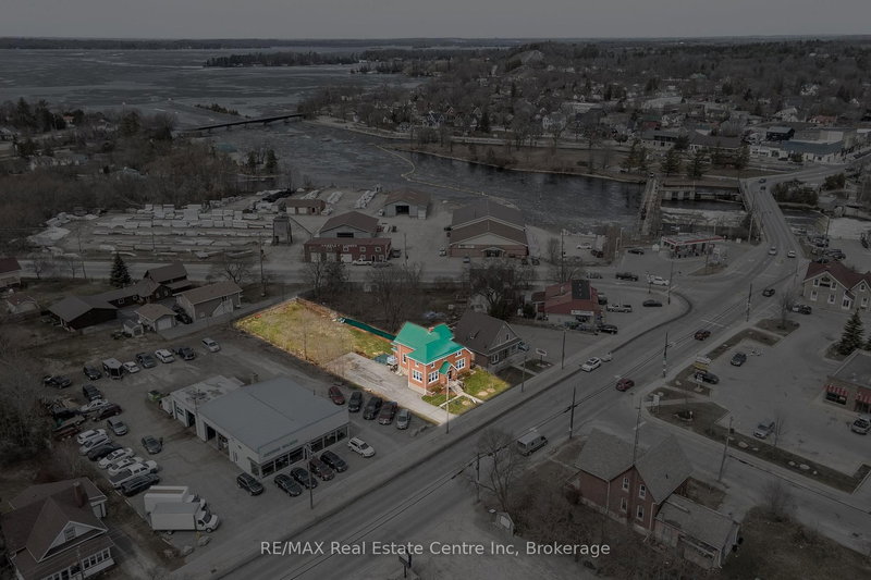 24 Lindsay St, Kawartha Lakes, K0M 1N0 | Image 2