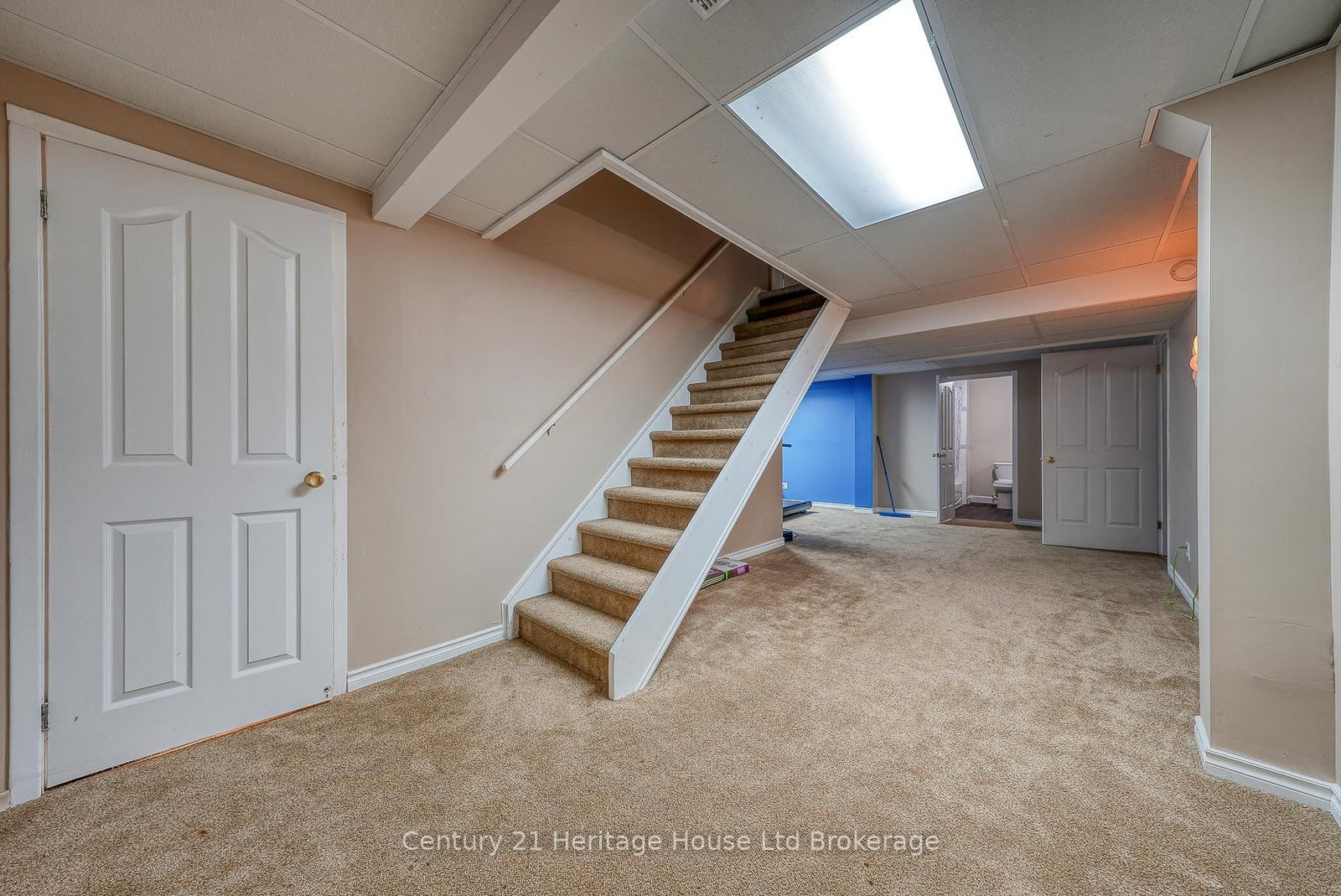 Detached House for sale at 41 Naskapi Street, Woodstock, Ontario, N4T 1G5 - North - MLS: X12312890