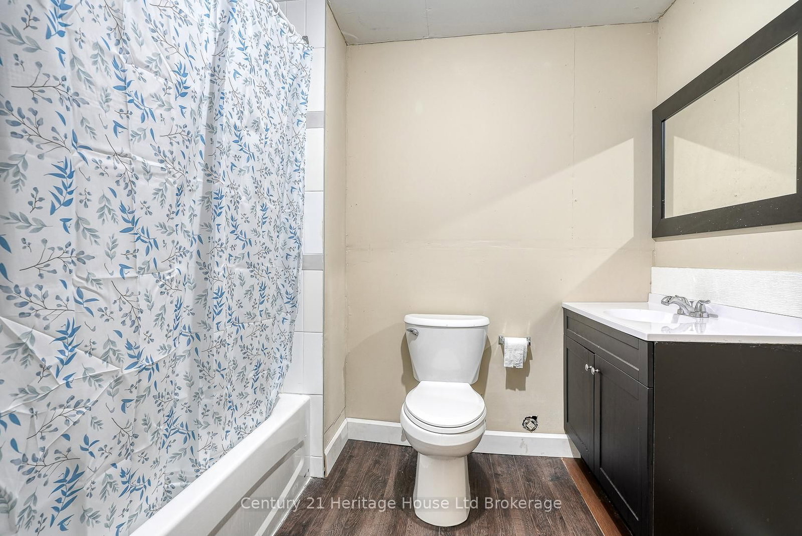 Detached House for sale at 41 Naskapi Street, Woodstock, Ontario, N4T 1G5 - North - MLS: X12312890