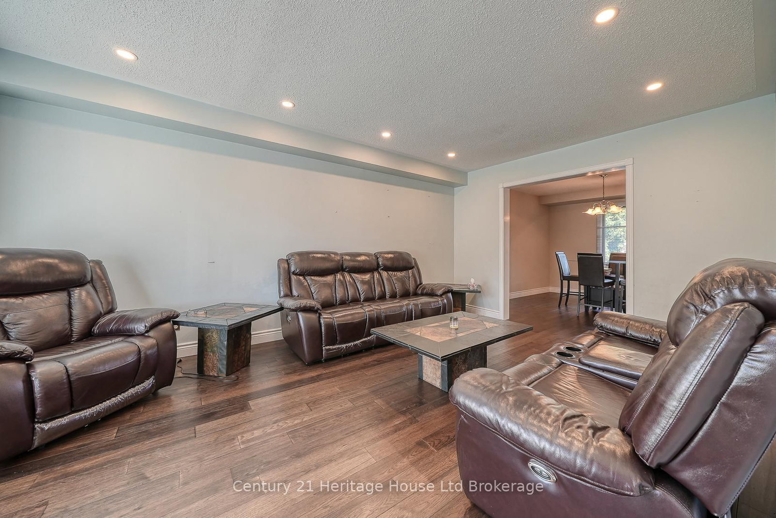 Detached House for sale at 41 Naskapi Street, Woodstock, Ontario, N4T 1G5 - North - MLS: X12312890