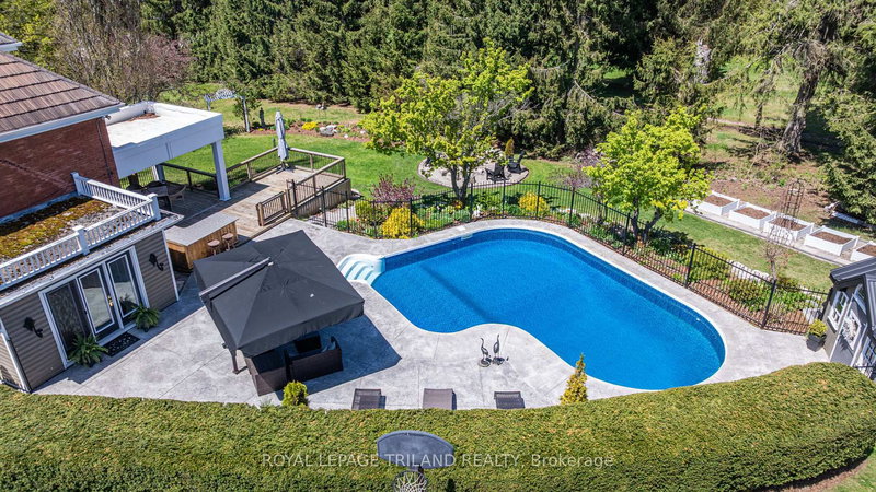 6058 STONE CHURCH Rd, Central Elgin, N0L 2L0 | Image 3