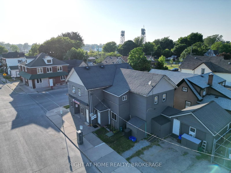 36 NICKEL St, Port Colborne, L3K 1B2 | Image 2