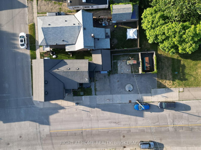 36 NICKEL St, Port Colborne, L3K 1B2 | Image 3