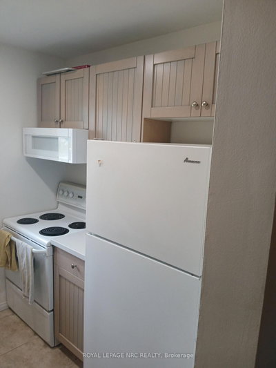 Unit 31 — 302 Vine Street — photo 3