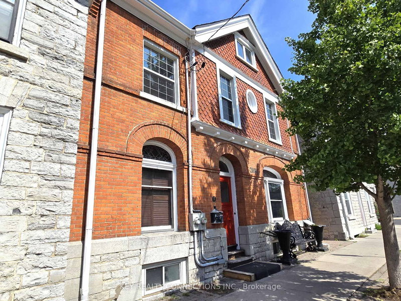 208 King St E, Kingston, K7L 3A4 | Image 2
