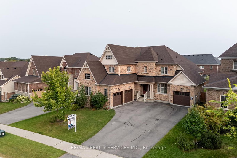 28 Stonegate Ave, Mono, L9W 6X1 | Image 2