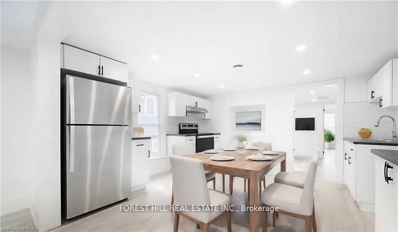 4710 Epworth Circ, Niagara Falls, L2E 1C8 | Image 3