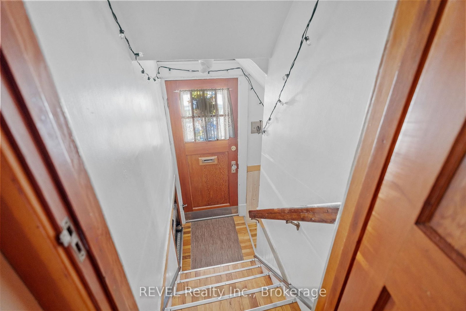 Detached House for sale at 208 NORTH Street, Fort Erie, Ontario, L2A 3R8 - Central - MLS: X12320020