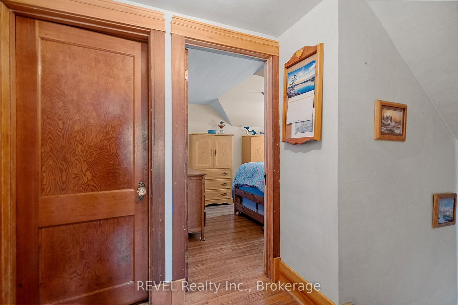 Detached House for sale at 208 NORTH Street, Fort Erie, Ontario, L2A 3R8 - Central - MLS: X12320020