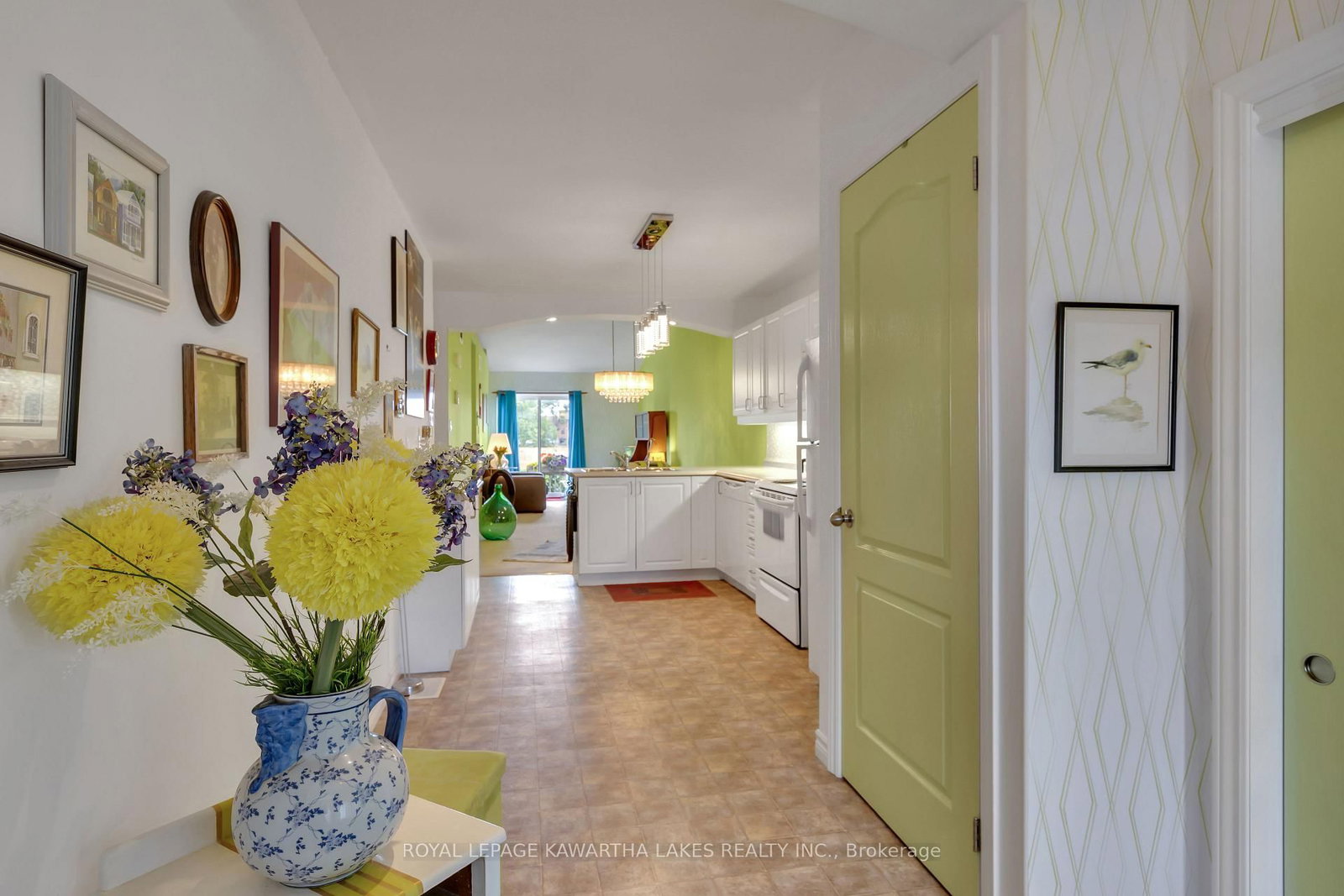 Listing Image 7