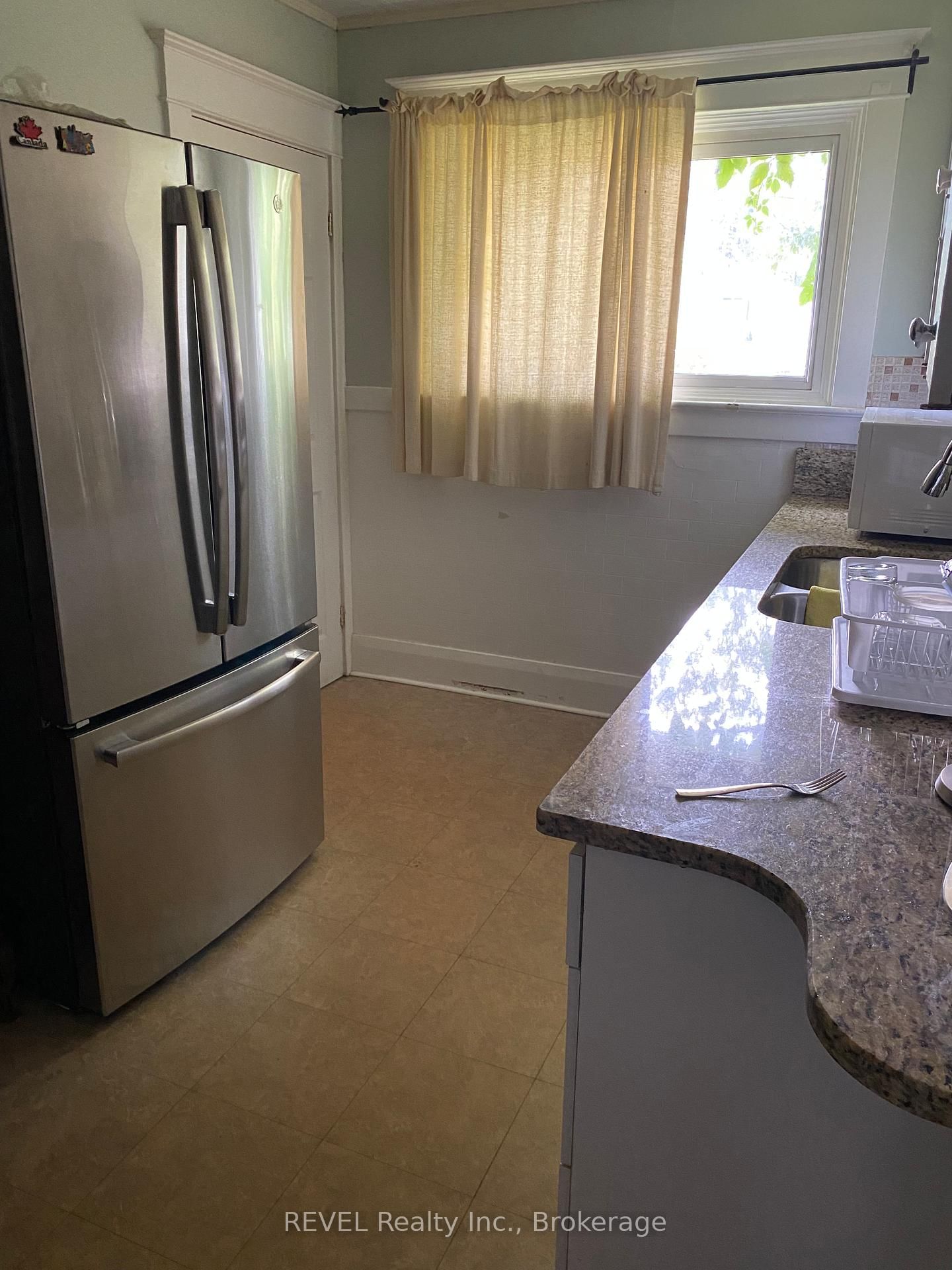 Detached House for sale at 248 HIGH Street, Fort Erie, Ontario, L2A 3R3 - Central - MLS: X12320242