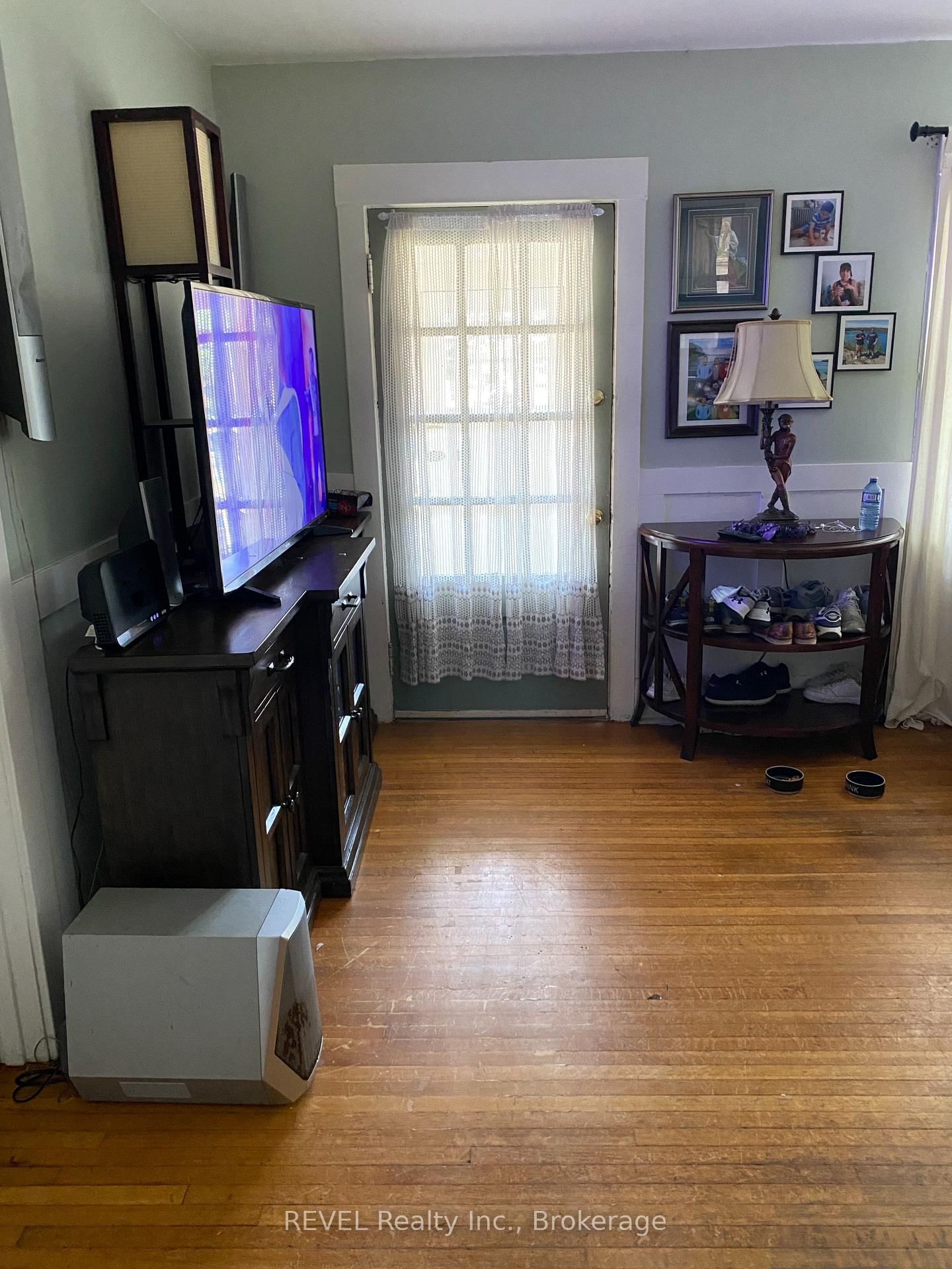 Detached House for sale at 248 HIGH Street, Fort Erie, Ontario, L2A 3R3 - Central - MLS: X12320242