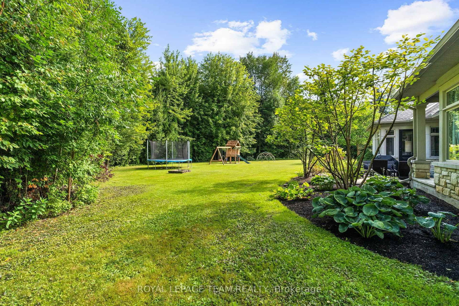 Listing Image 44