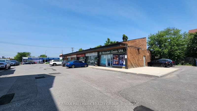 1717 BANK St photo 3