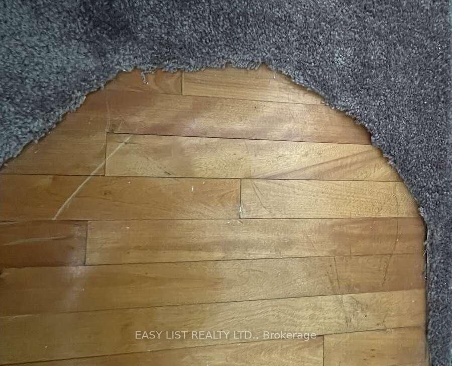 Detached House for sale at 35 Mary Street, Fort Erie, Ontario, L2A 4A4 - Central - MLS: X12322238