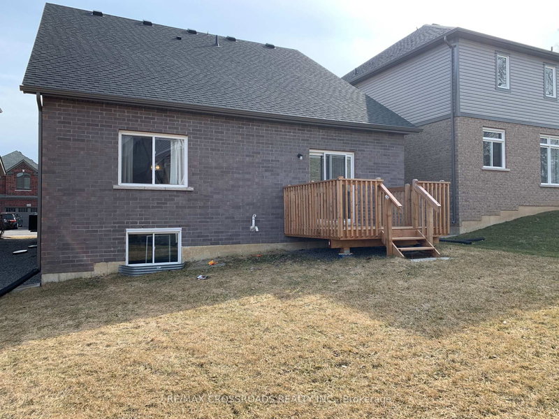 3649 Allen Tr, Fort Erie, L0S 1R0 | Image 2