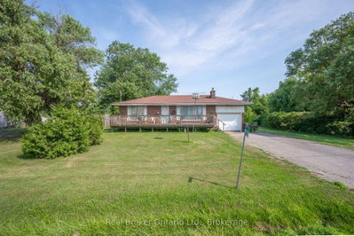 Detached House sold at 6221 Lyons Creek Road, Niagara Falls, Ontario, L2G 0L9 - Lyons Creek - MLS: X12323233