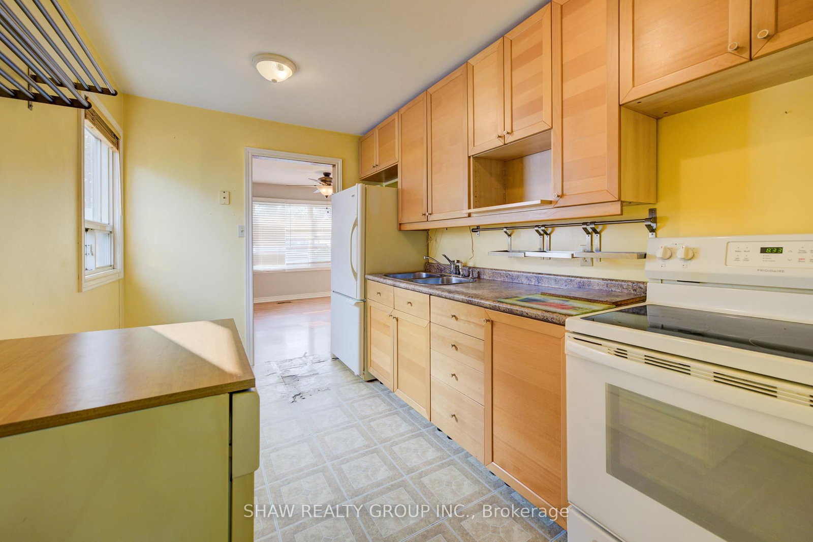 Detached House sold at 259 Julian Avenue, Hamilton, Ontario, L8H 5S3 - Normanhurst - MLS: X12324156