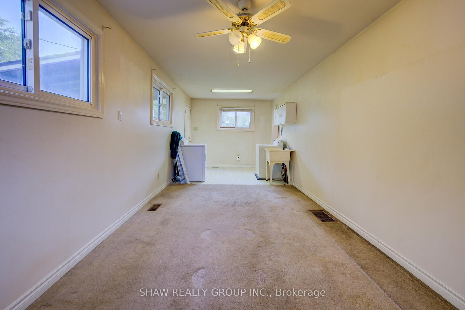 Detached House sold at 259 Julian Avenue, Hamilton, Ontario, L8H 5S3 - Normanhurst - MLS: X12324156