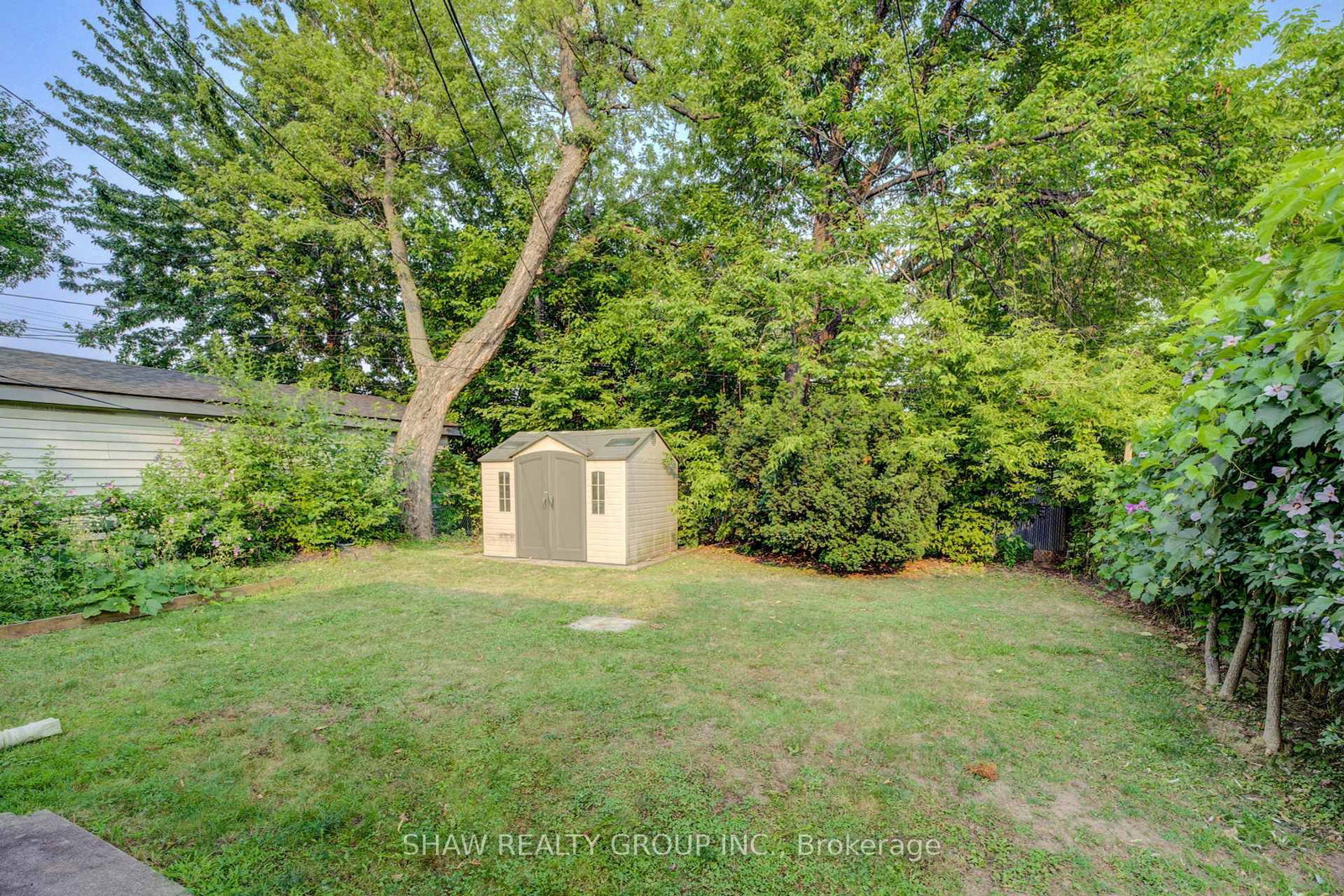 Detached House sold at 259 Julian Avenue, Hamilton, Ontario, L8H 5S3 - Normanhurst - MLS: X12324156