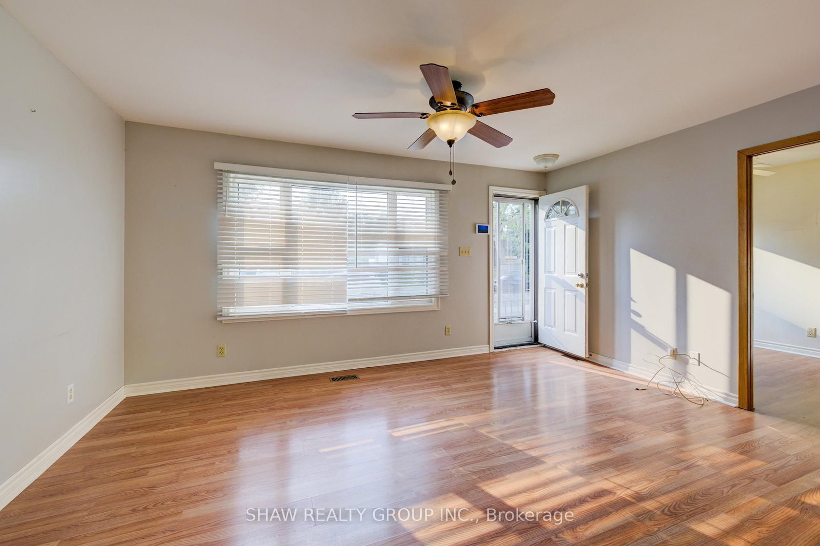 Detached House sold at 259 Julian Avenue, Hamilton, Ontario, L8H 5S3 - Normanhurst - MLS: X12324156