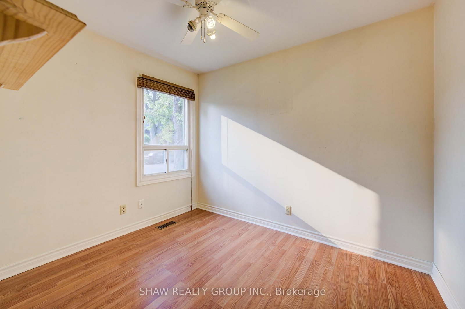 Detached House sold at 259 Julian Avenue, Hamilton, Ontario, L8H 5S3 - Normanhurst - MLS: X12324156