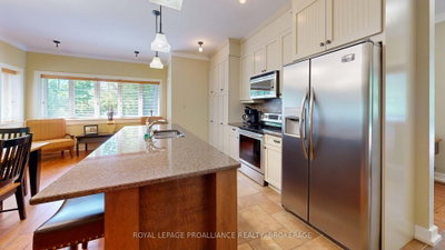 Unit 12-4 — 532 10th Concession Road — more photos