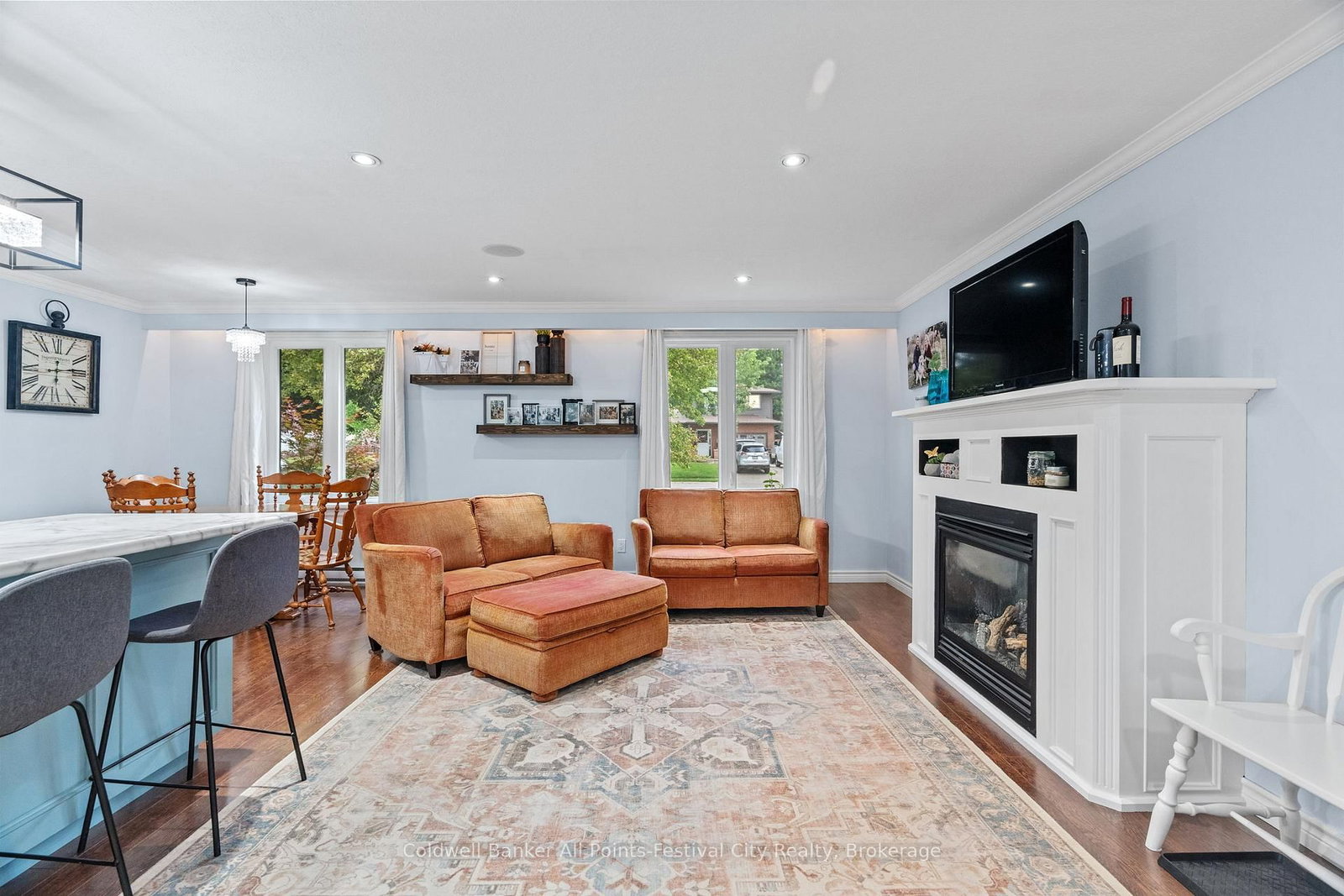 Listing Image 7