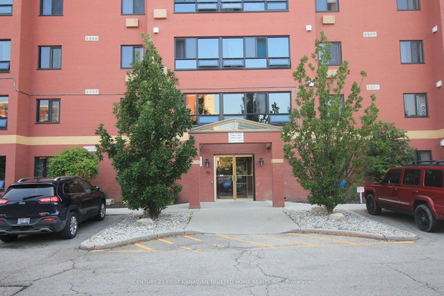 807 - 95 Baseline Road W