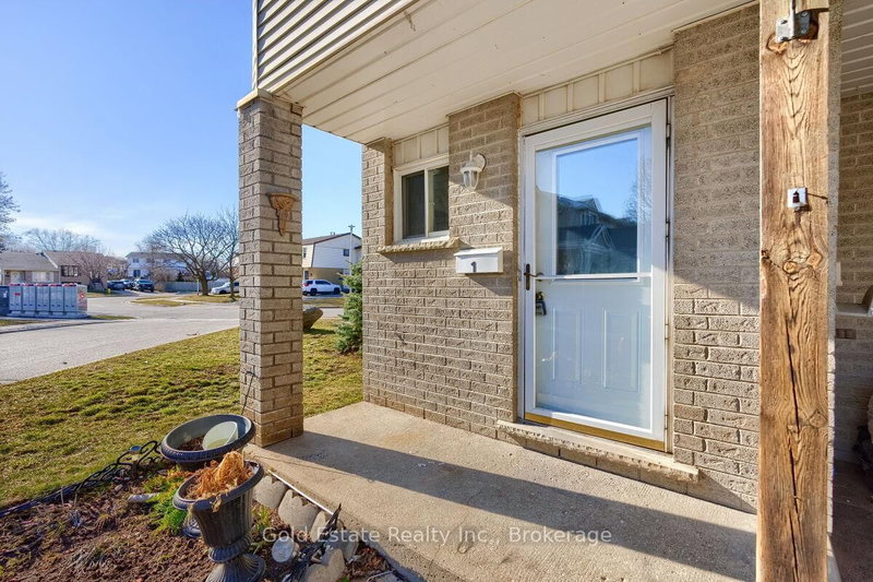1 - 125 Sekura Cres, Cambridge, N1R 8B4 | Image 2
