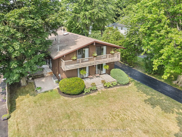 735 Niagara Boulevard