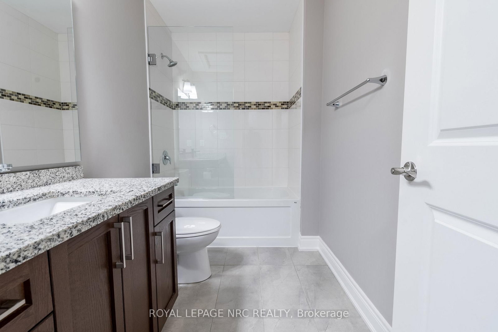 7231 Lionshead Avenue, Unit 30 - Photo 45