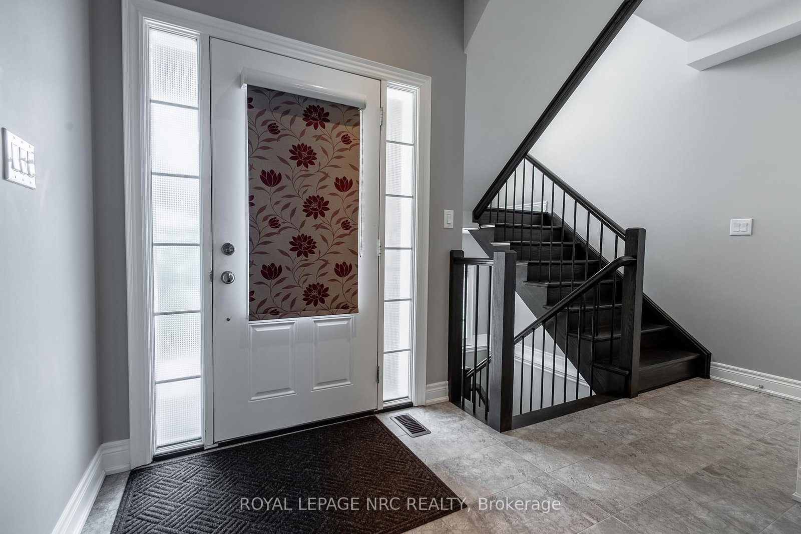 7231 Lionshead Avenue, Unit 30 - Photo 8