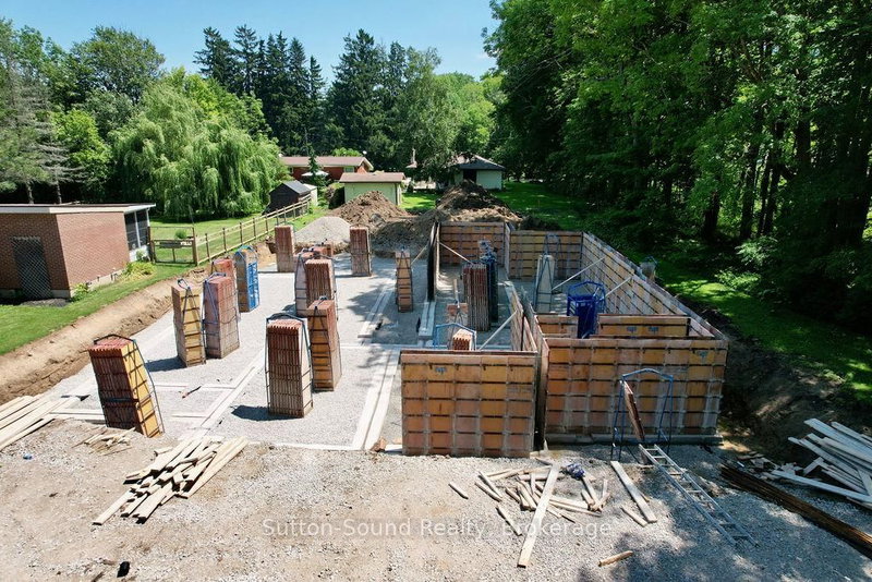 2515 6th Ave W, Owen Sound, N4K 5J7 | Image 3