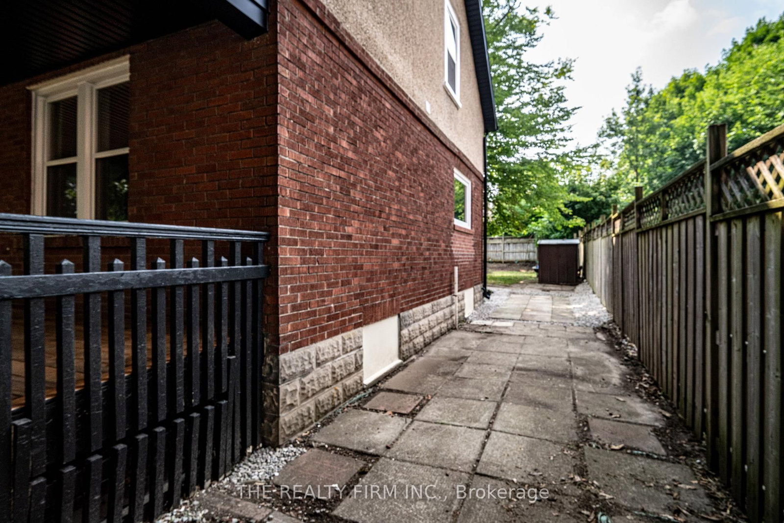 Listing Image 23