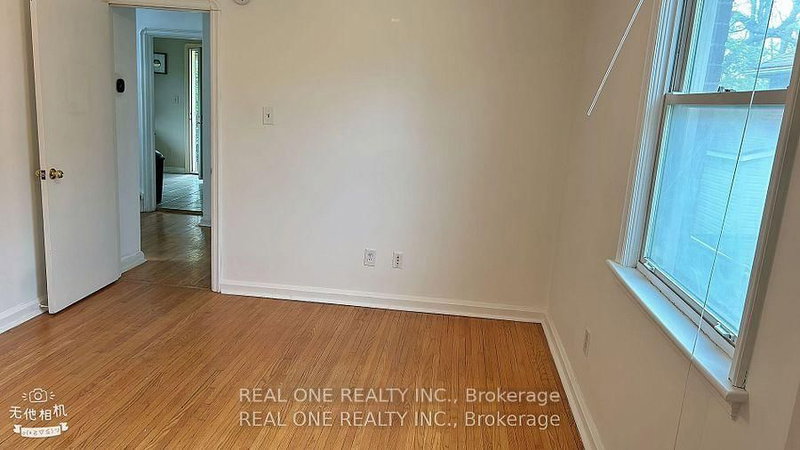 First floor - 92 Binkley Cres W, Hamilton, L8S 3L1 | Image 3