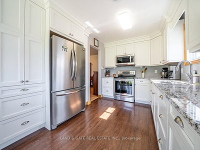 34 Burnham Boulevard — photo 6