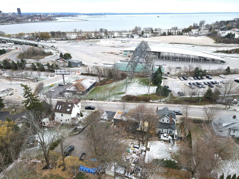 97 Queen St, Fort Erie, L2A 1T9 | Image 3