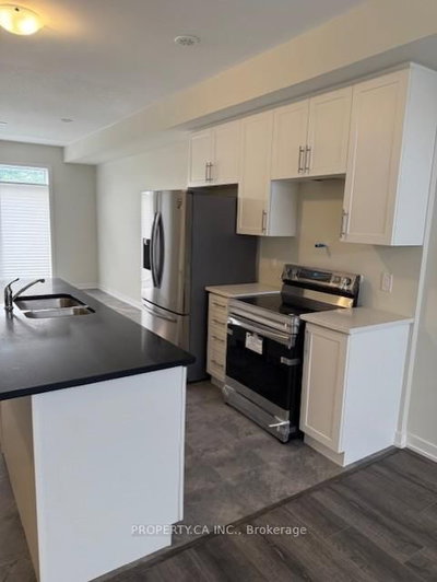 Unit 9 — 590 North Service Road — more photos