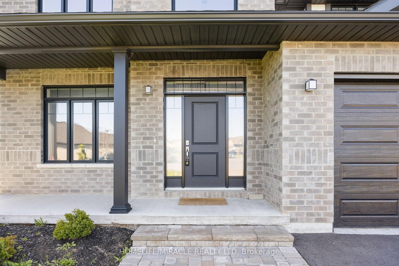 15 Mavety Crt, Belleville, K8N 0R6 | Image 3