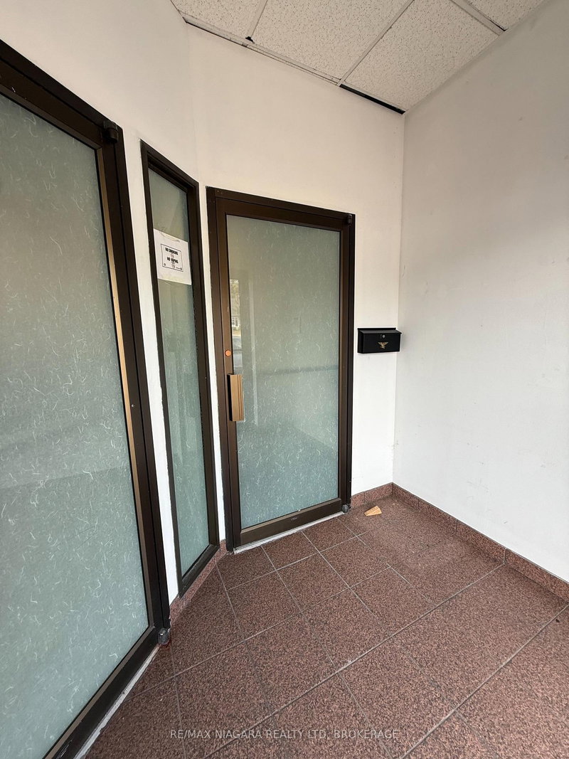 4 - 224 Garrison Rd, Fort Erie, L2A 1M7 | Image 3