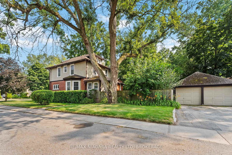 6275 Pine Grove Ave, Niagara Falls, L2G 4J4 | Image 3