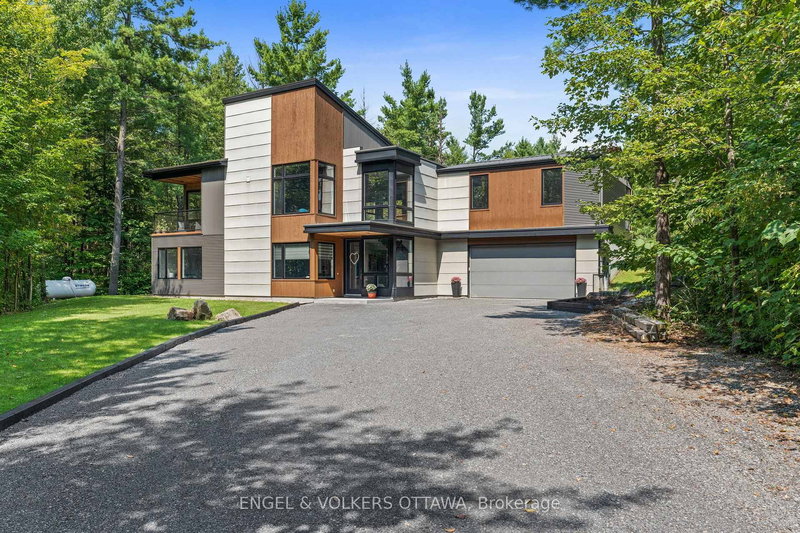 108 EDITH MARGARET Pl, Ottawa, K2W 1A8 | Image 3