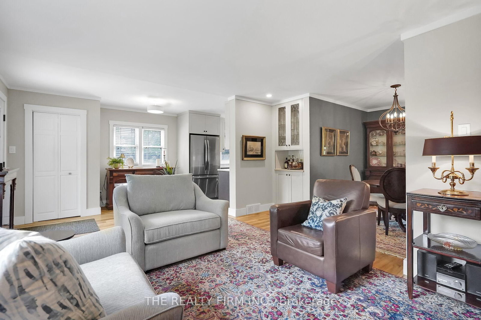 Listing Image 7